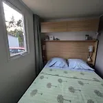 Bungalow *