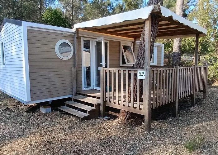Kemping Bungalow *